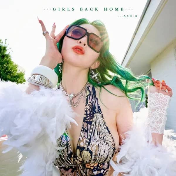 Girls Back Home (feat. Lee Young Ji)