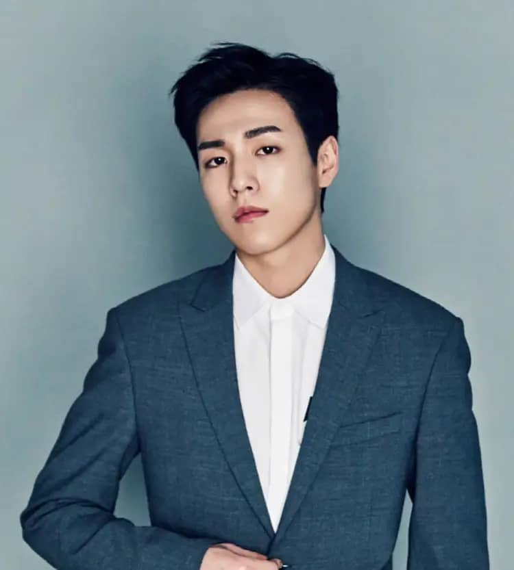 Lee Hyunwoo