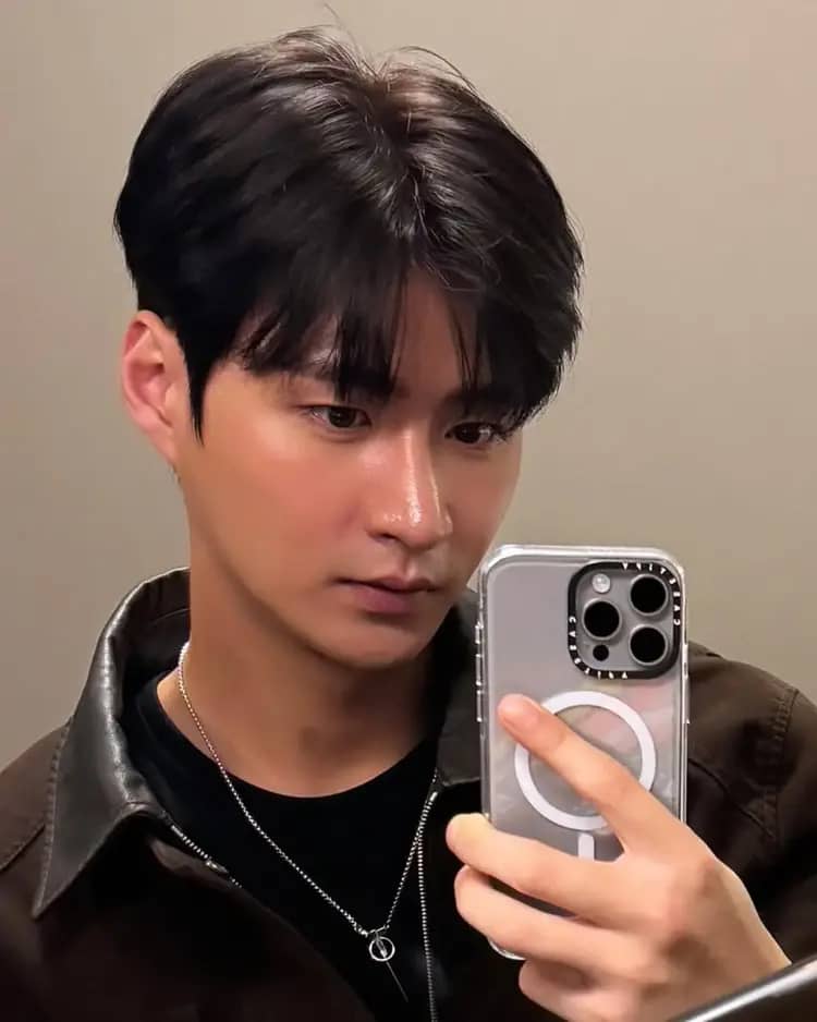Hyunjong