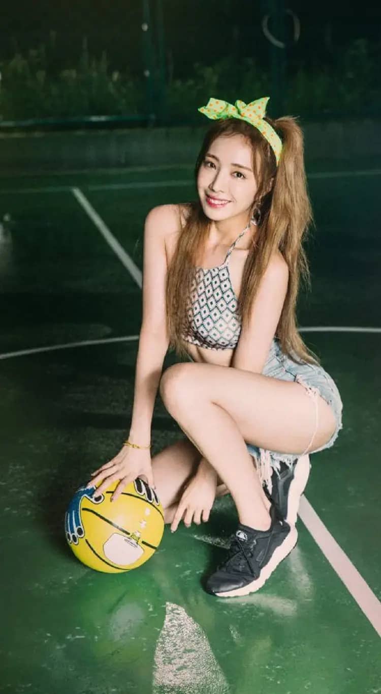 Yujin